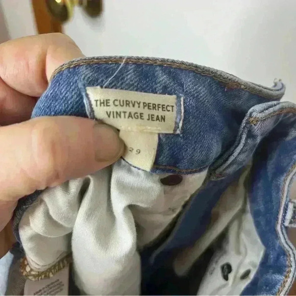 Madewell The Curvy Perfect Vintage Jean Women 29 Blue Distressed5 Pocket - Picture 8 of 9